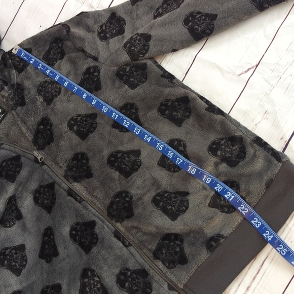 Star Wars Darth Vader soft fleece jacket, full zip hoodie, juniors medium 7-9 - Picture 5 of 9